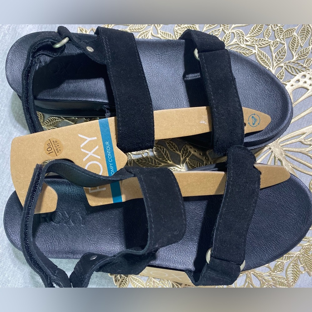 ❤️‍🔥❤️‍🔥New Roxy Leather Black Walking Cushioned Sole Adjustable Strap Shoes